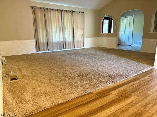 28096 Edgepark Drive, North Olmsted, OH 44070