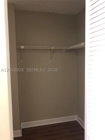 13120 SW 92nd Ave B-PH13, Miami, FL 33176