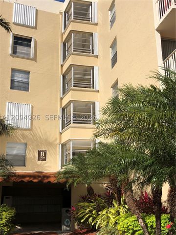 13120 SW 92nd Ave B-PH13, Miami, FL 33176