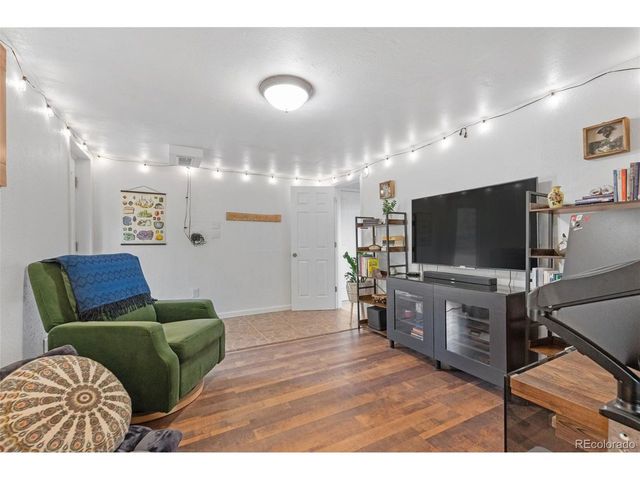 10 Rudi Ln W, Golden, CO 80403