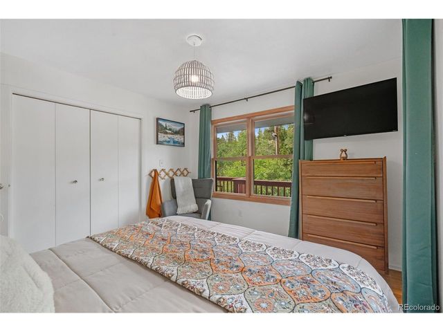 10 Rudi Ln W, Golden, CO 80403