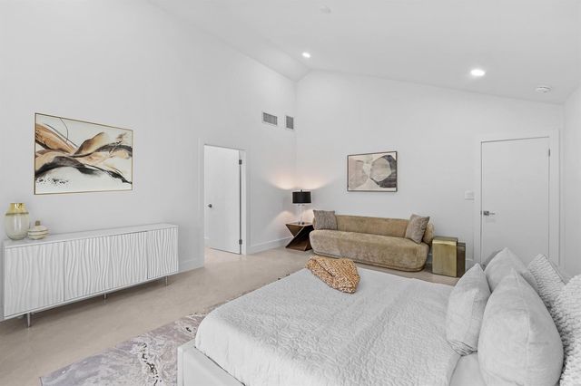 7571 Estrella Circle, Boca Raton, FL 33433