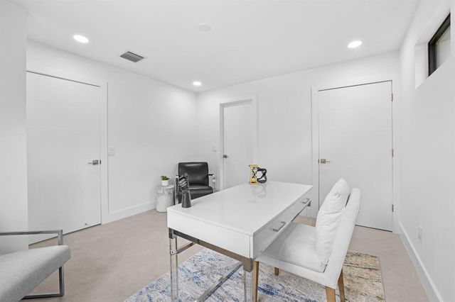 7571 Estrella Circle, Boca Raton, FL 33433
