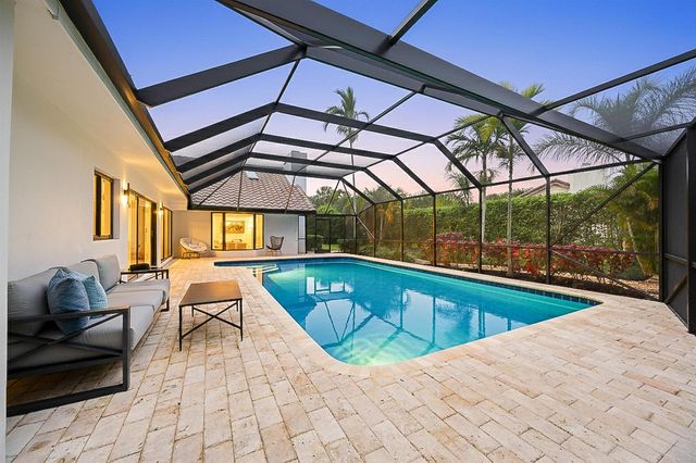 7571 Estrella Circle, Boca Raton, FL 33433
