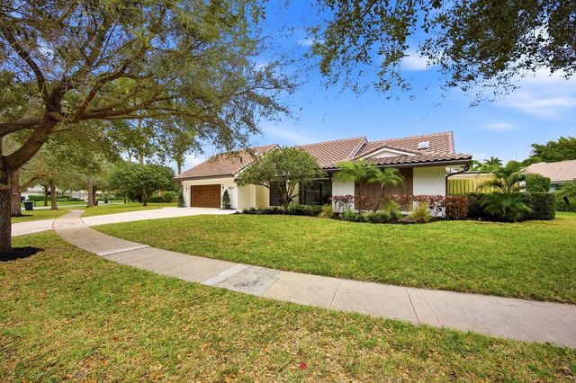 7571 Estrella Circle, Boca Raton, FL 33433