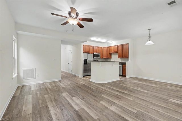 509 Alexia LN, Yorktown, VA 23690