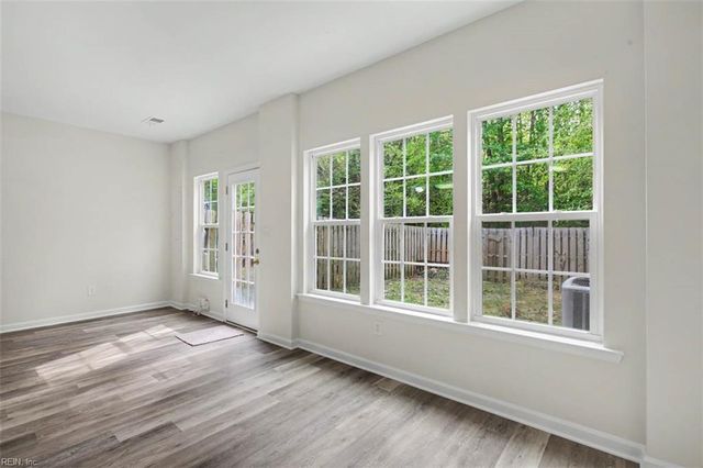 509 Alexia LN, Yorktown, VA 23690