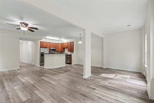 509 Alexia LN, Yorktown, VA 23690