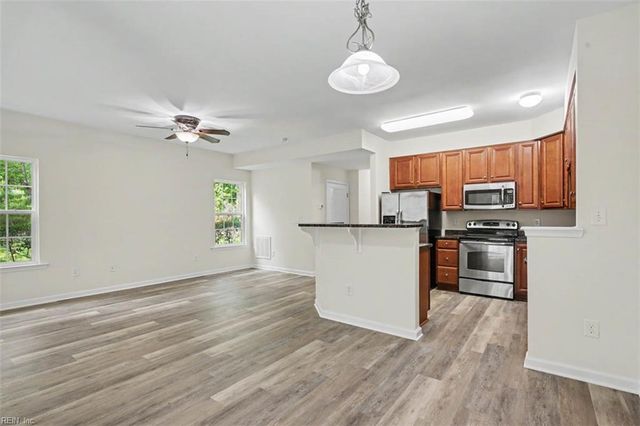 509 Alexia LN, Yorktown, VA 23690