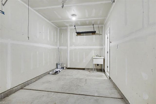 509 Alexia LN, Yorktown, VA 23690