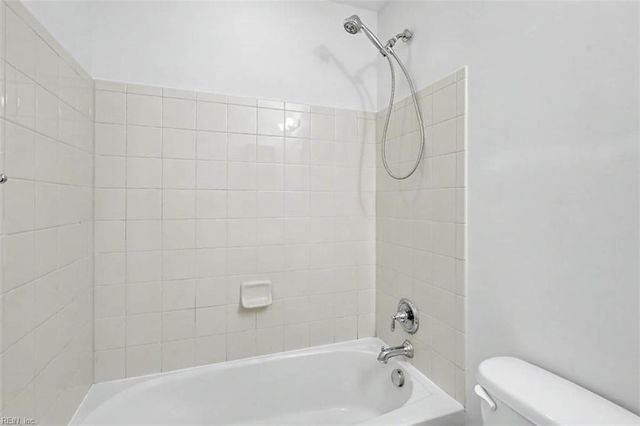509 Alexia LN, Yorktown, VA 23690