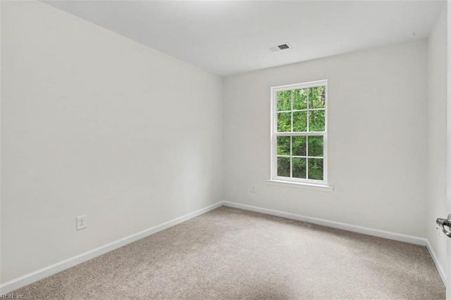 509 Alexia LN, Yorktown, VA 23690