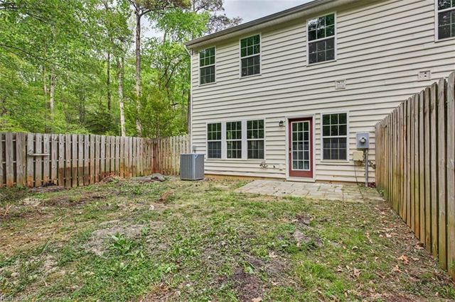 509 Alexia LN, Yorktown, VA 23690