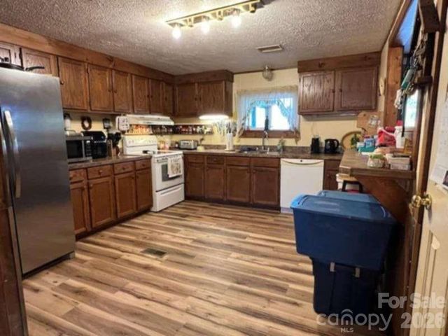 163 Barkley Drive, Mooresboro, NC 28114