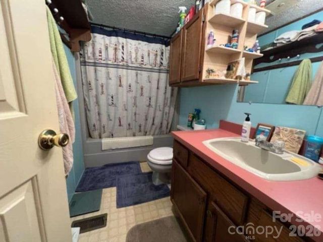163 Barkley Drive, Mooresboro, NC 28114