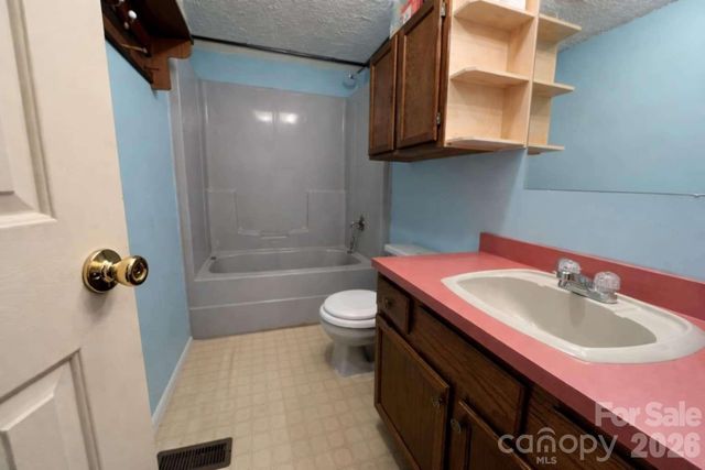 163 Barkley Drive, Mooresboro, NC 28114