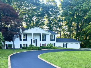 2946 Windsor Drive, St. Joseph Twp, MI 49085