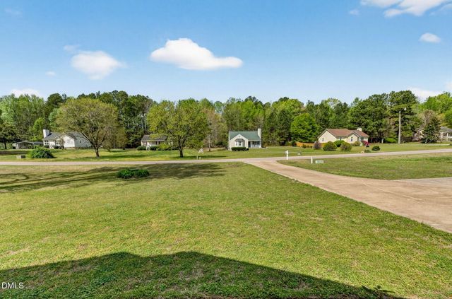 113 N Valley Drive, Louisburg, NC 27549