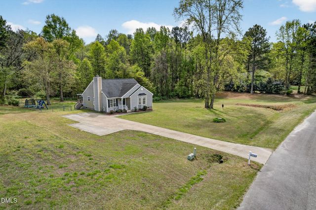 113 N Valley Drive, Louisburg, NC 27549