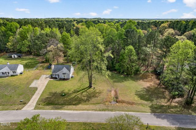 113 N Valley Drive, Louisburg, NC 27549