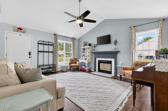 113 N Valley Drive, Louisburg, NC 27549