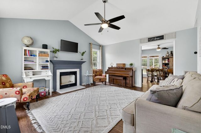 113 N Valley Drive, Louisburg, NC 27549