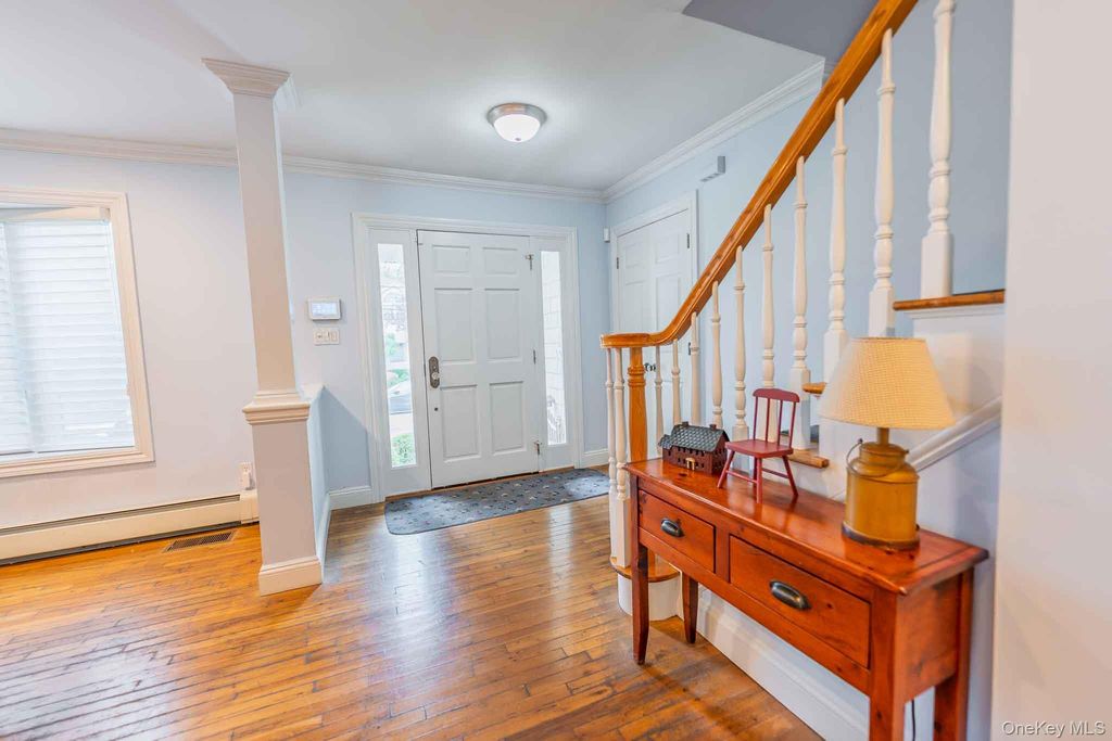 19 Howland Road, East Rockaway, NY 11518 — photo 3
