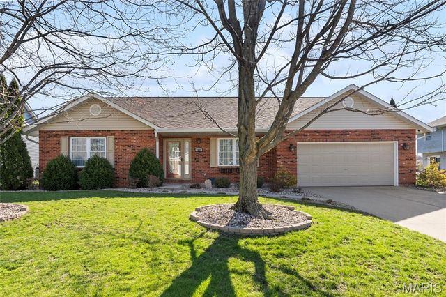 1005 Bradington Court, Columbia, IL 62236