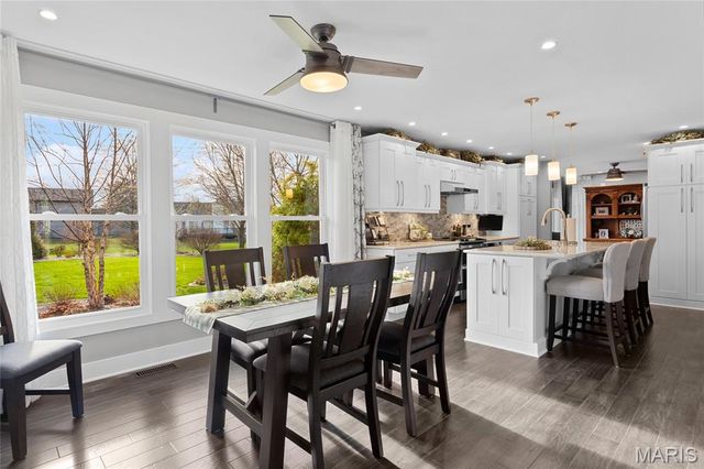 1005 Bradington Court, Columbia, IL 62236