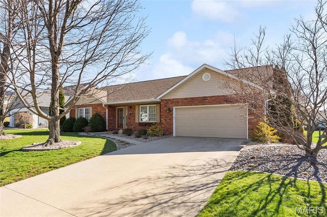 1005 Bradington Court, Columbia, IL 62236