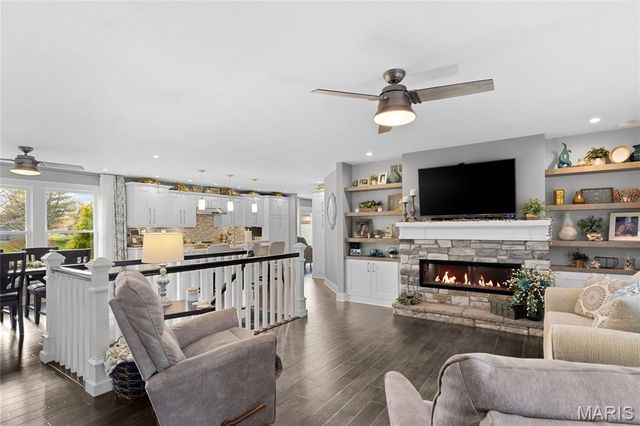 1005 Bradington Court, Columbia, IL 62236