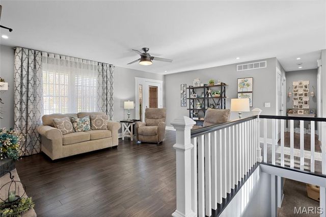 1005 Bradington Court, Columbia, IL 62236