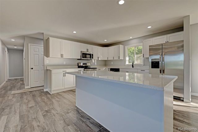 6342 Restwood Drive, Linden, MI 48451