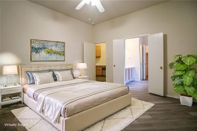 2004 Lennox Lane, Arlington, TX 76018