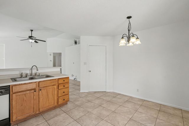 616 Valley Meadows Drive NE, Rio Rancho, NM 87144