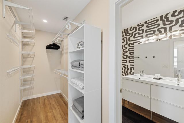 2160 SUNNYSIDE PLACE, Sarasota, FL 34239