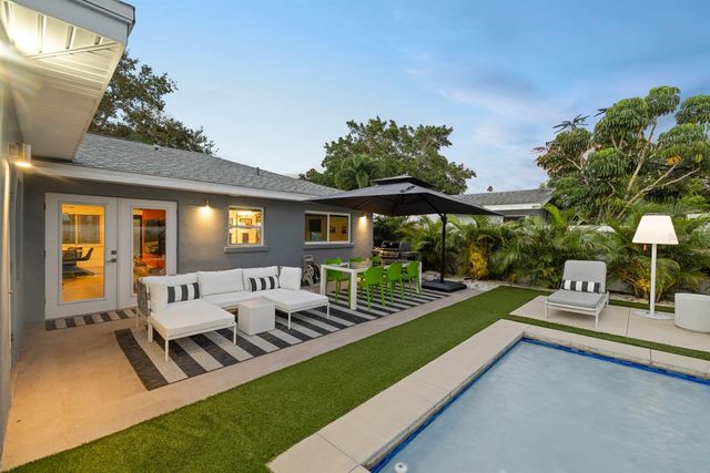 2160 SUNNYSIDE PLACE, Sarasota, FL 34239