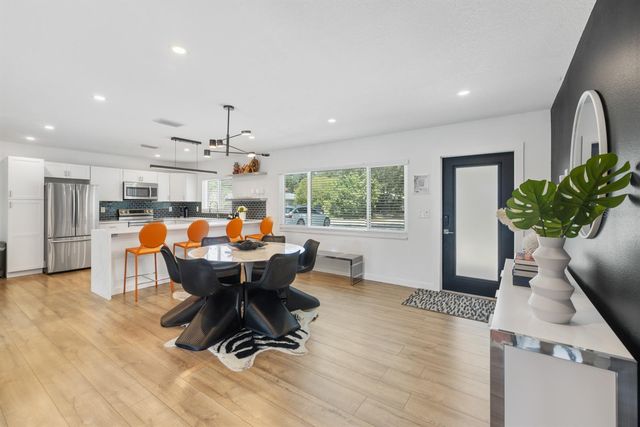 2160 SUNNYSIDE PLACE, Sarasota, FL 34239