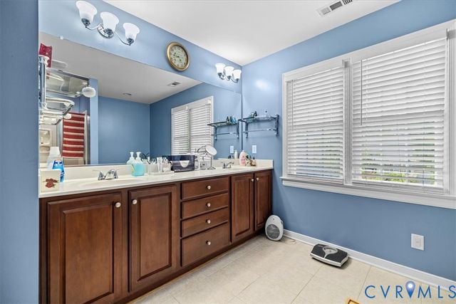 2909 Laurel Woods Ln, Richmond, VA 23233