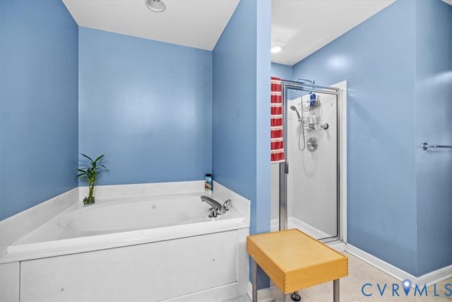 2909 Laurel Woods Ln, Richmond, VA 23233