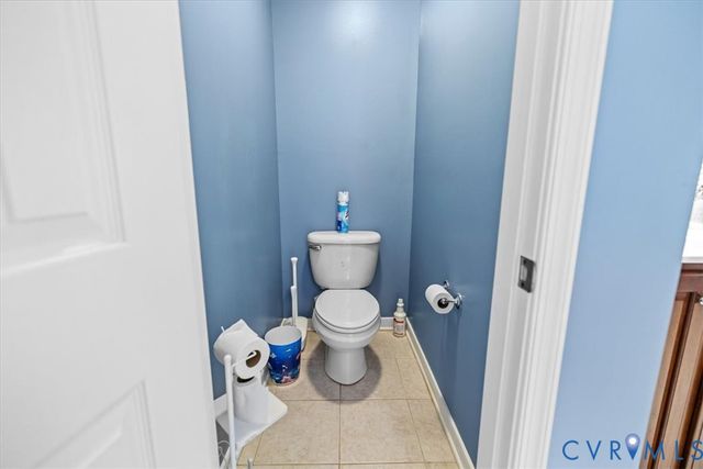 2909 Laurel Woods Ln, Richmond, VA 23233