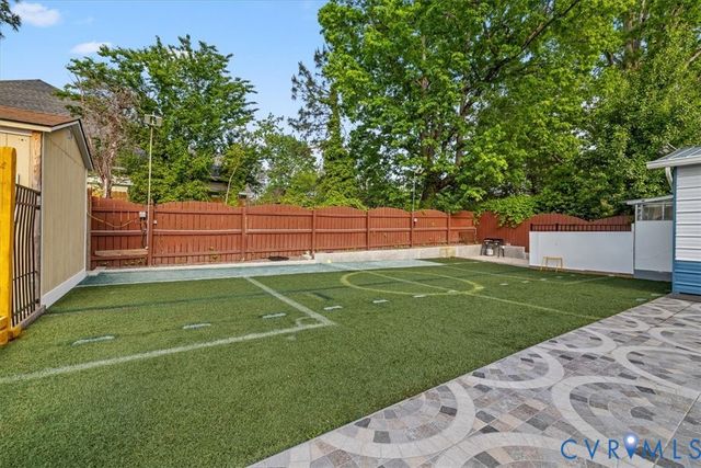 2909 Laurel Woods Ln, Richmond, VA 23233