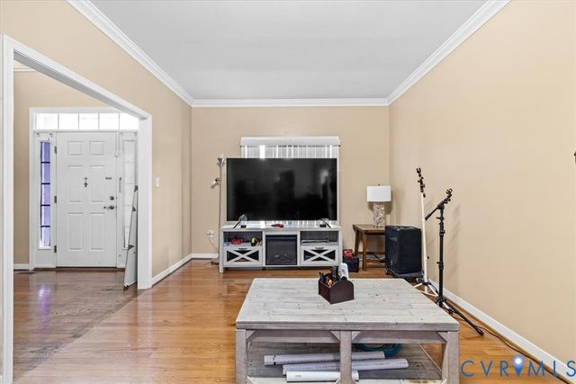 2909 Laurel Woods Ln, Richmond, VA 23233