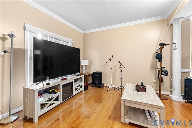 2909 Laurel Woods Ln, Richmond, VA 23233