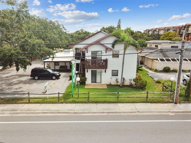 8423 SEMINOLE BLVD 203, Seminole, FL 33772