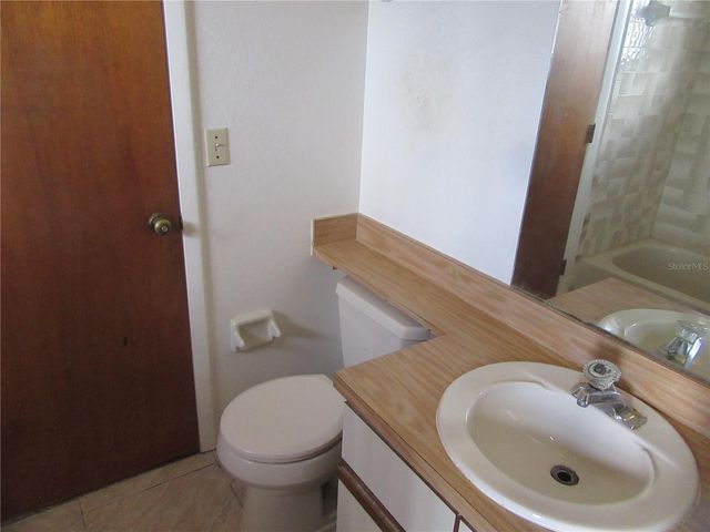 8423 SEMINOLE BLVD 203, Seminole, FL 33772