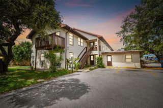 8423 SEMINOLE BLVD 203, Seminole, FL 33772