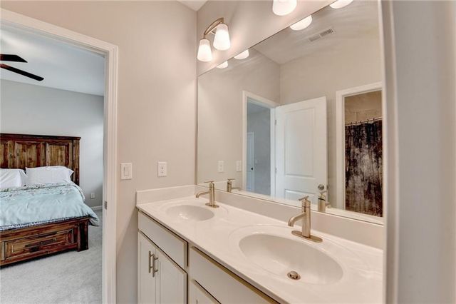 3385 Oxford Park Lane, Cumming, GA 30040