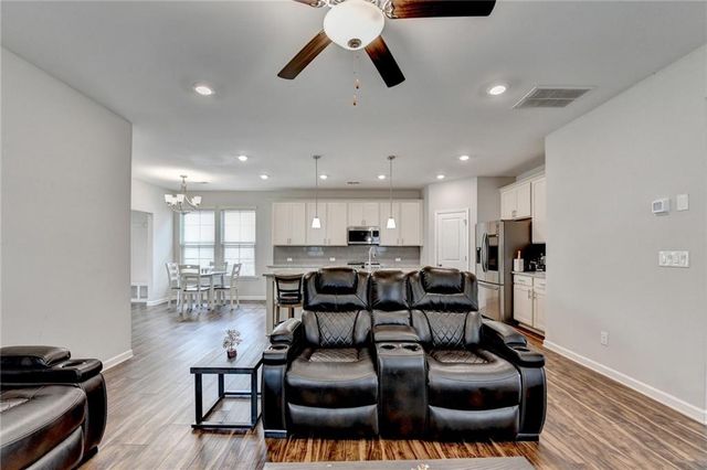 3385 Oxford Park Lane, Cumming, GA 30040