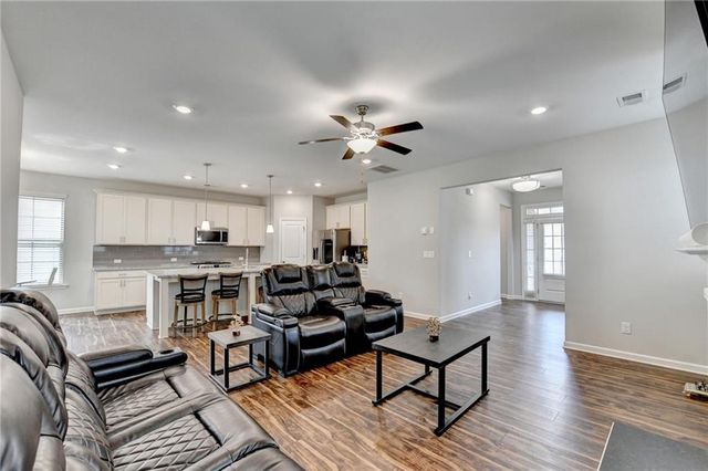 3385 Oxford Park Lane, Cumming, GA 30040